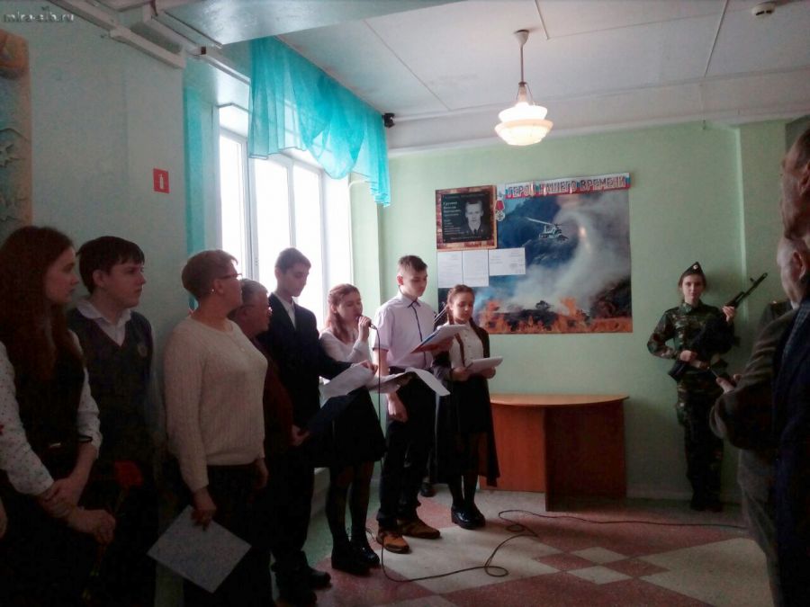 Открытие мемориальной доски школы №13 в Бердске