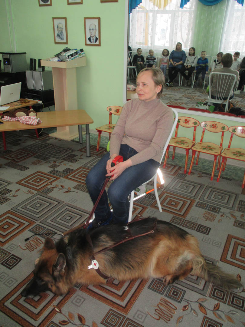 Ирина Бурмистрова, руководитель Объединения владельцев собак-проводников Новосибирской области
